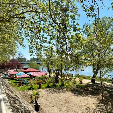Charmant F1 Avec Terrasse Et Vue Sur Jardin Arbore - Fraicheur Naturelle Du Rez De Jardin - Parking Бельрив-сюр-Алье Экстерьер фото