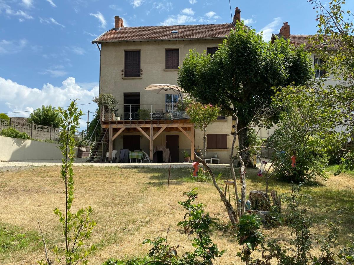 Charmant F1 Avec Terrasse Et Vue Sur Jardin Arbore - Fraicheur Naturelle Du Rez De Jardin - Parking Бельрив-сюр-Алье Экстерьер фото